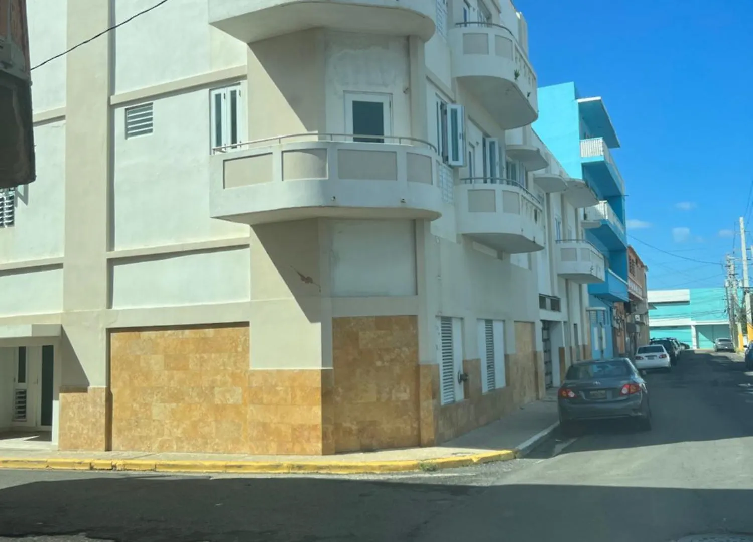 Arecibo Hotel 2101